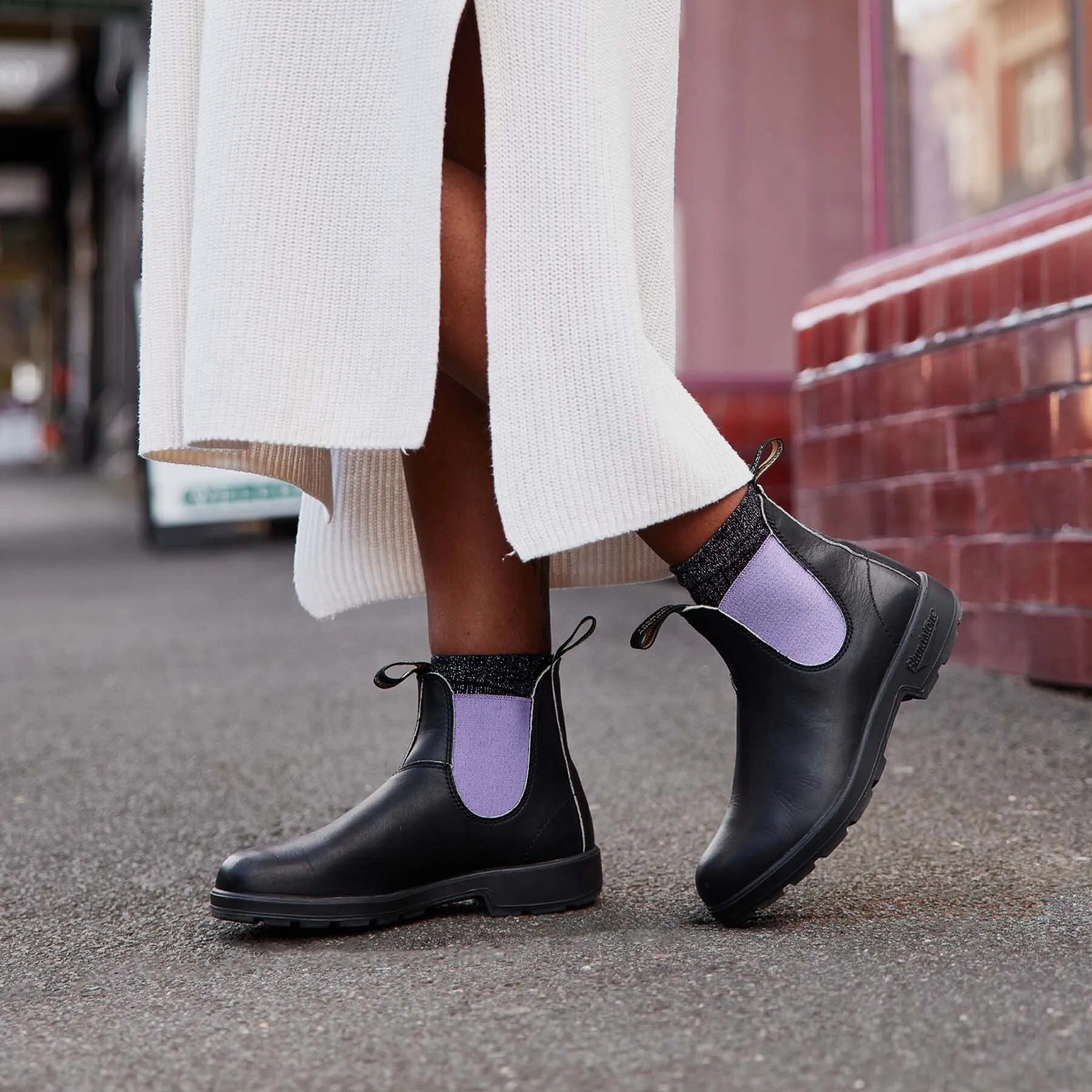 2303 ORIGINALS BLACK & LAVENDAR