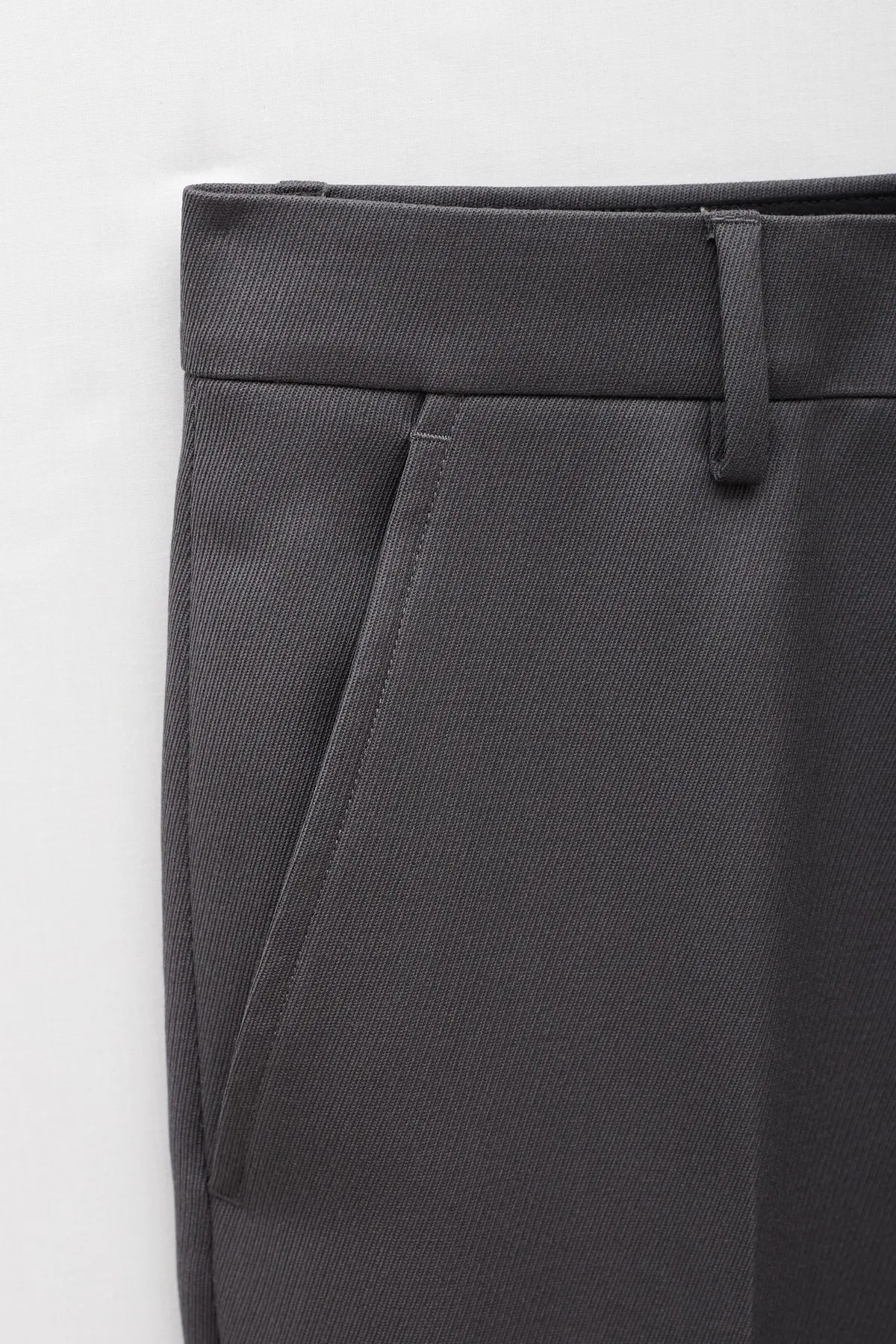 AMI STONE GREY FLARE FIT TOURSERS