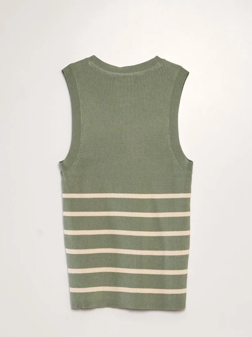 CAMISETA SIN MANGAS  VERDE