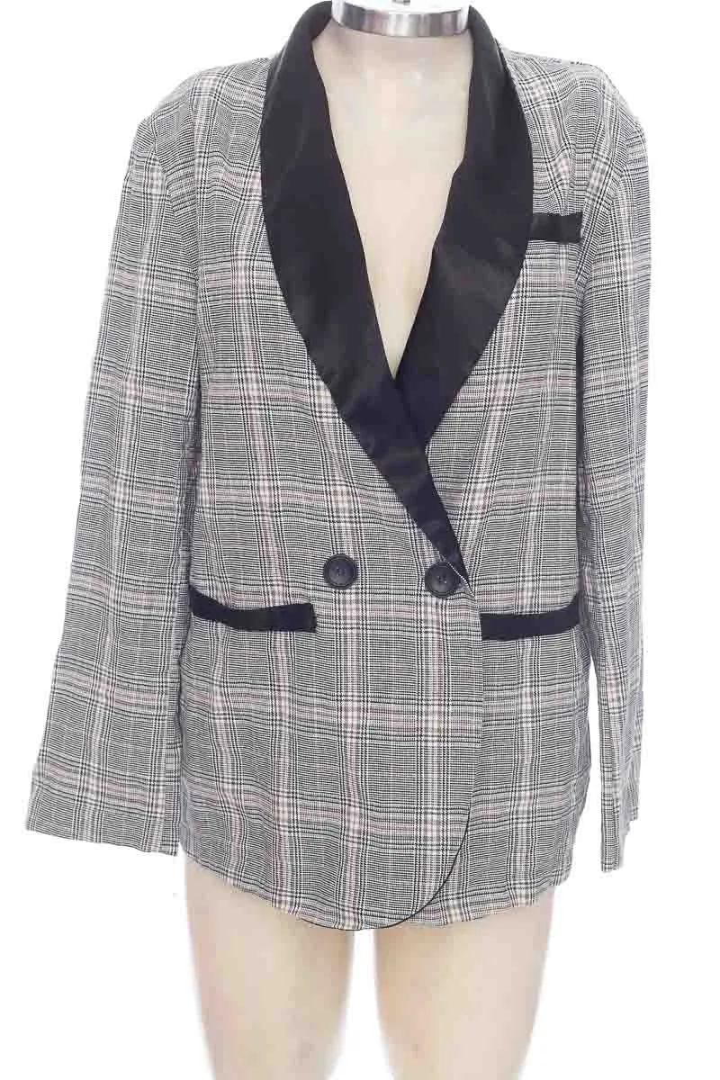 CHAQUETA / ABRIGO COLOR GRIS  SHEIN