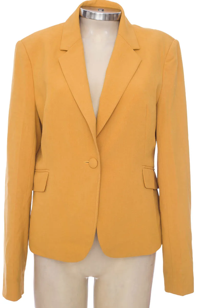 CHAQUETA / ABRIGO COLOR MOSTAZA  ELA