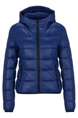 Chaqueta acolchada repelente al agua con logo en contraste