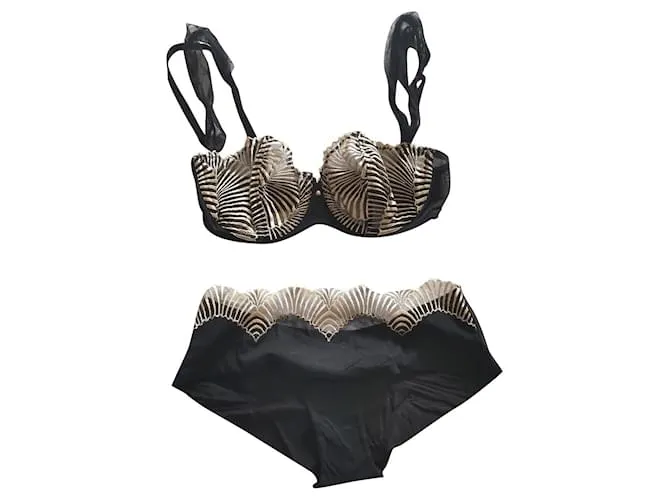 Conjunto de lencería La Perla de encaje y tul Verde oliva 