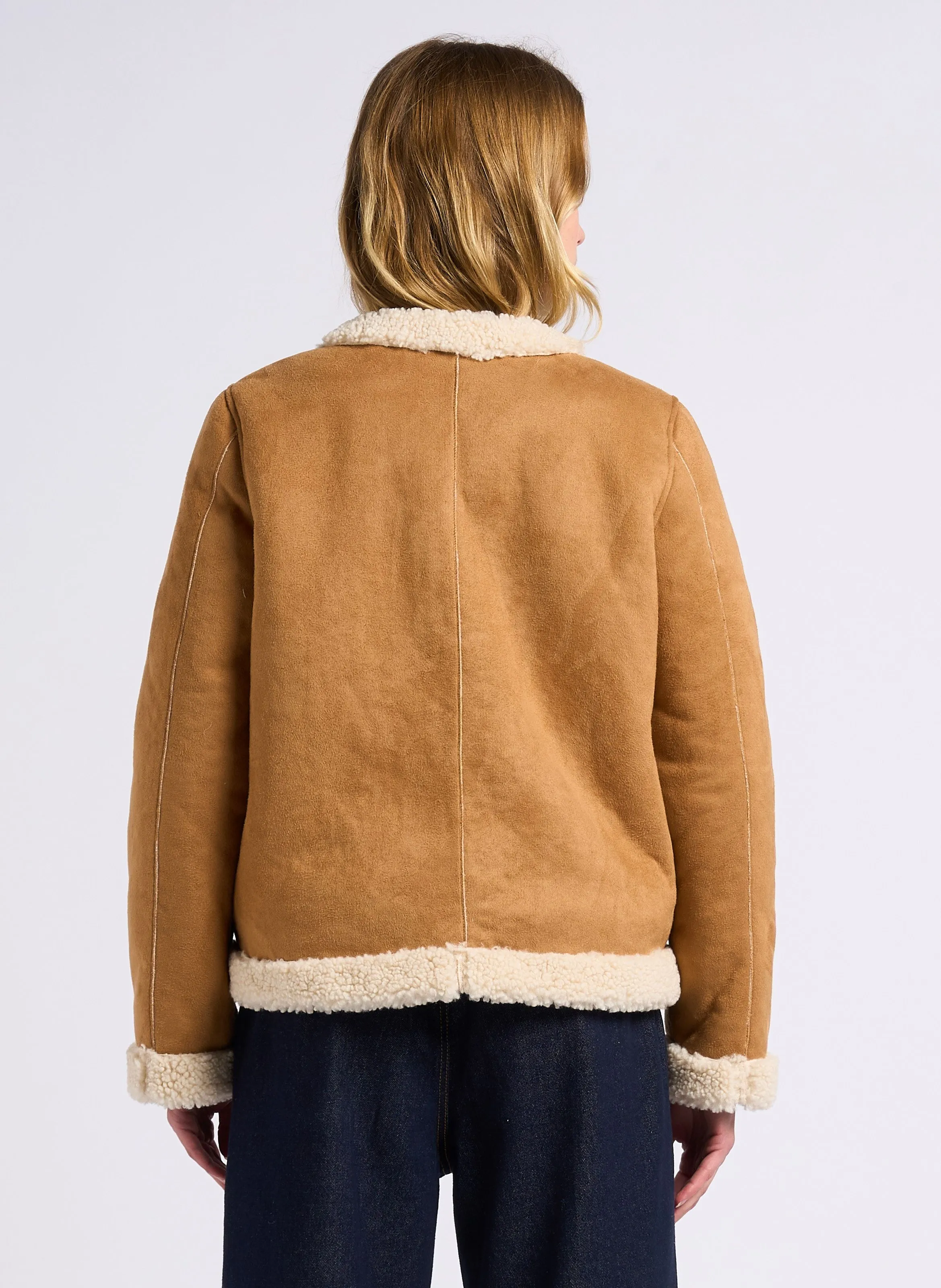 EDUNA  CHAQUETA CUELLO REDONDO DE SHERPA EN MARRON