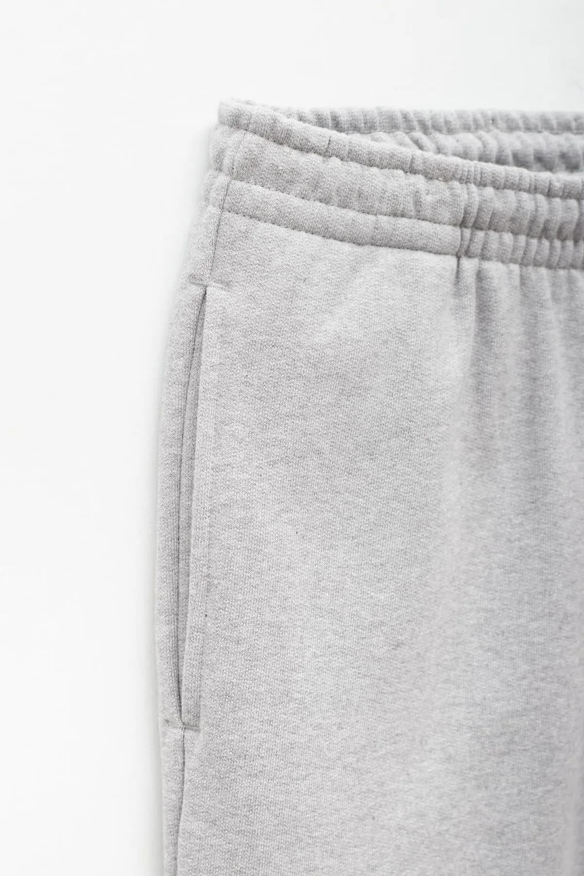 JACQUEMUS GREY MINI LOGO JOGGER PANT