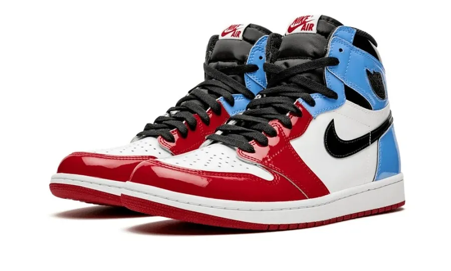Jordan 1 Retro High Fearless UNC Chicago