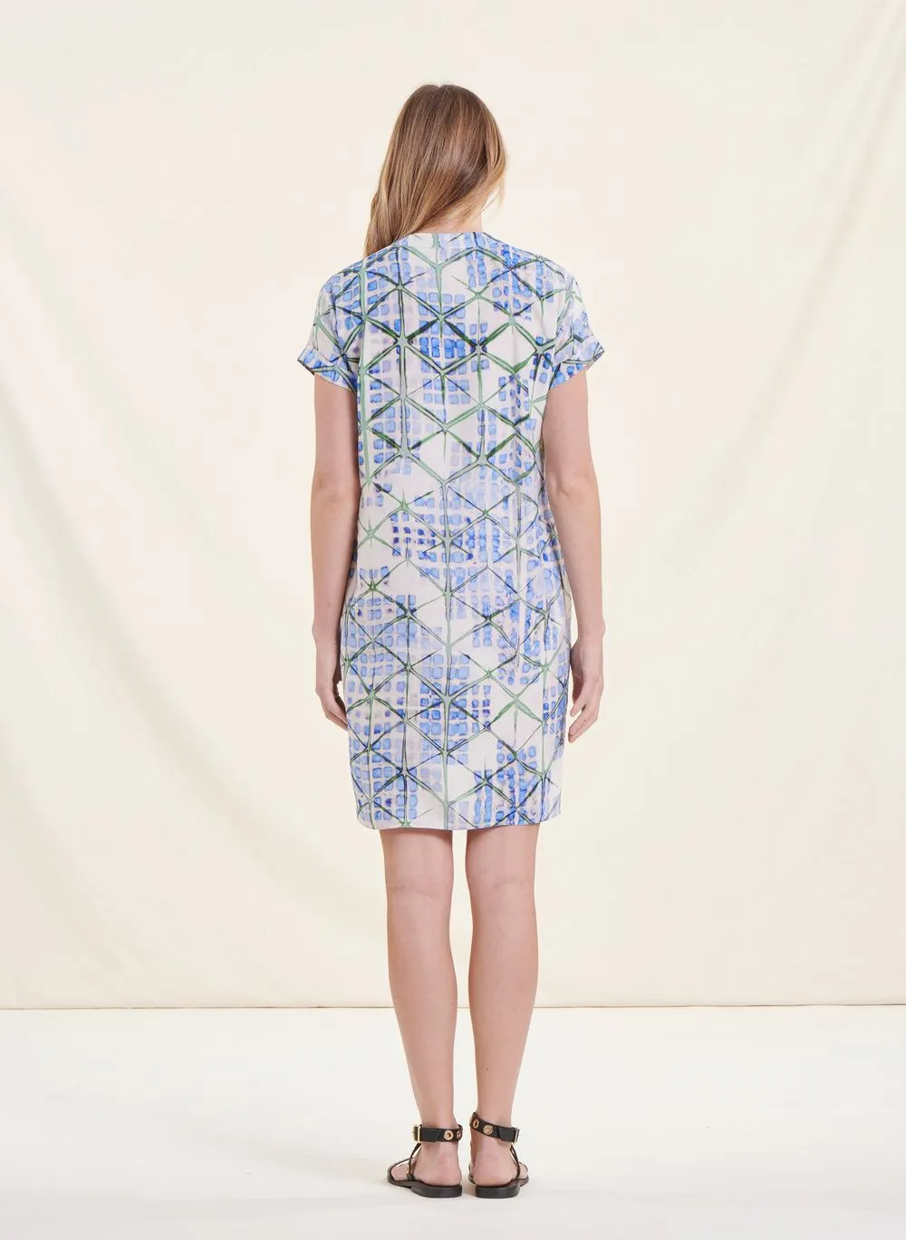 LA FEE MARABOUTEE Vestido recto con escote tunecino en azul