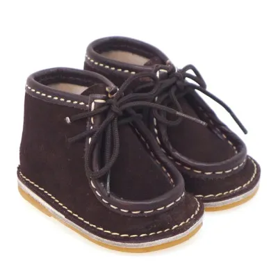 MARUCHINESBota Cordón Para Bebe En Ante Marron