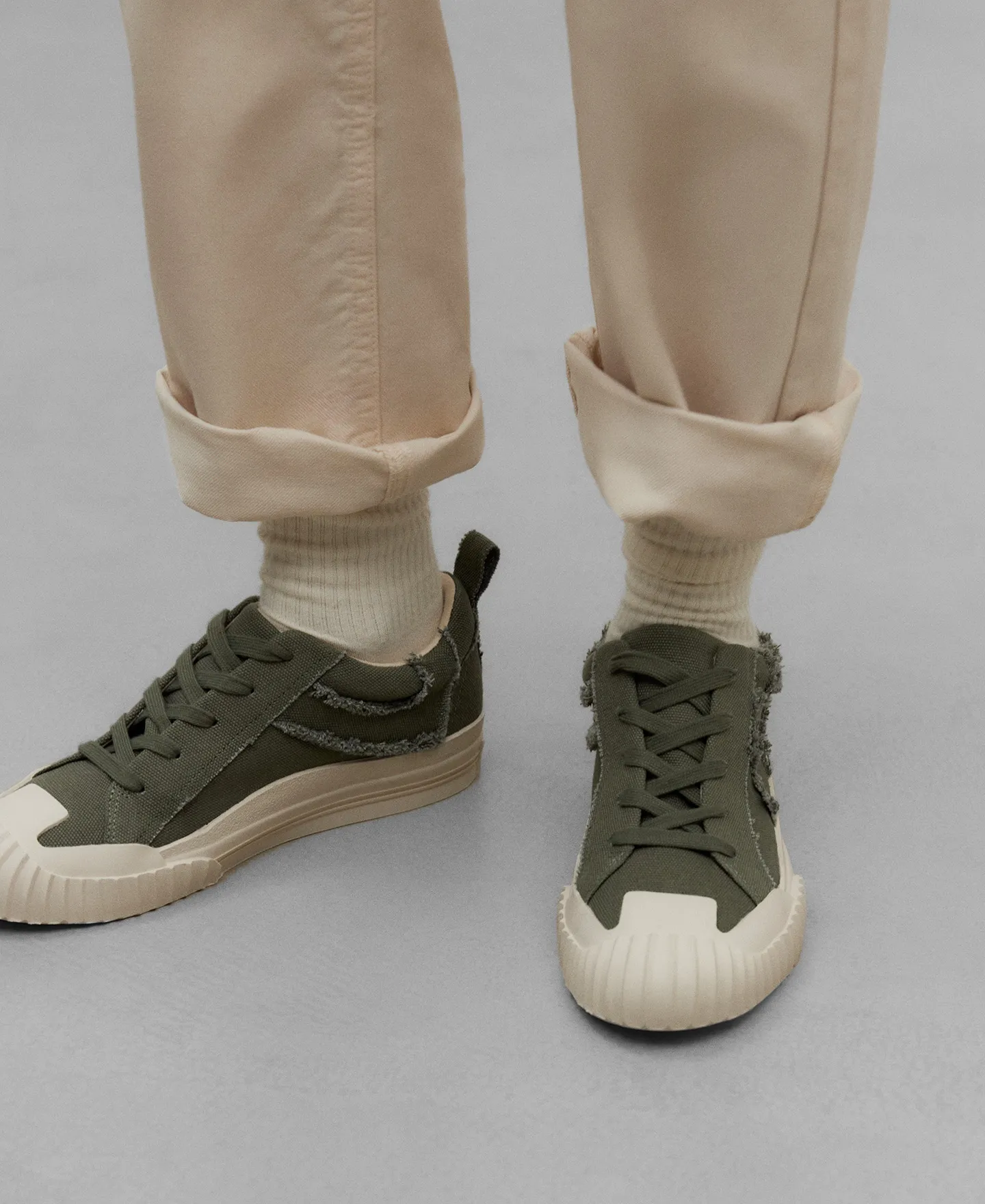 Maxi logo trainers woman