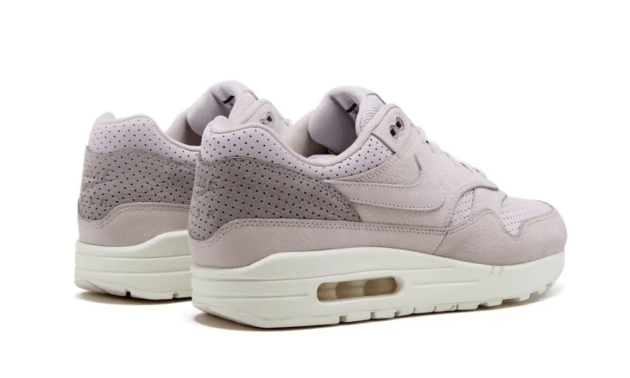 Nikelab Air Max 1 Pinnacle