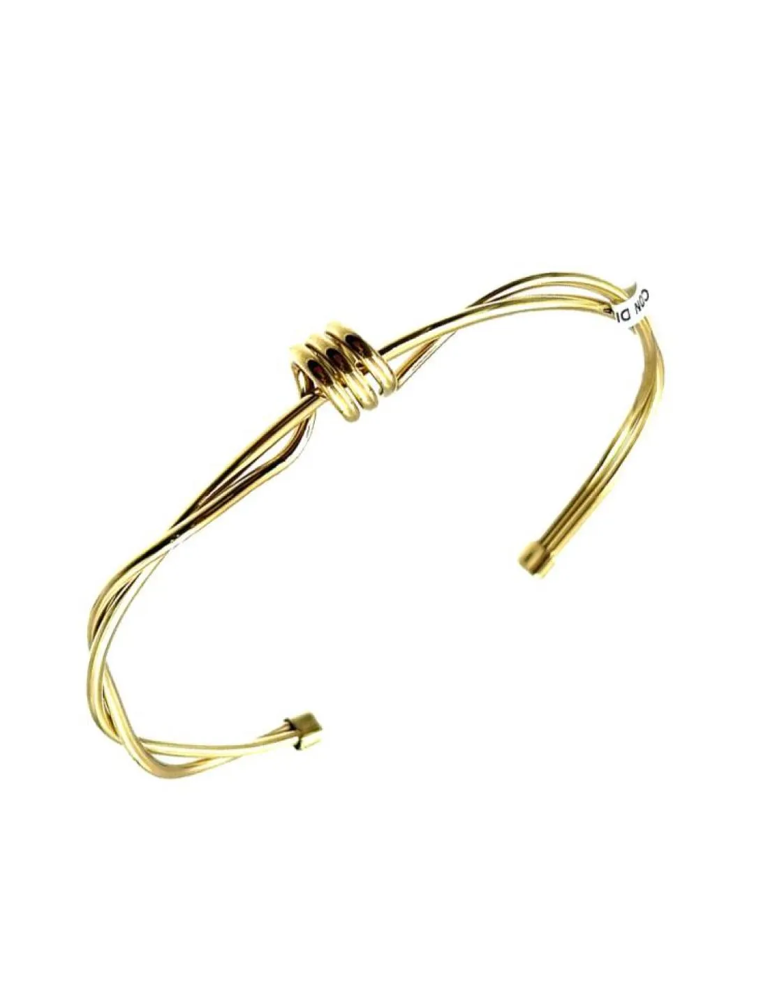 PULSERAS DORADAS CON DISEÑO MODERNO DE MUELLE