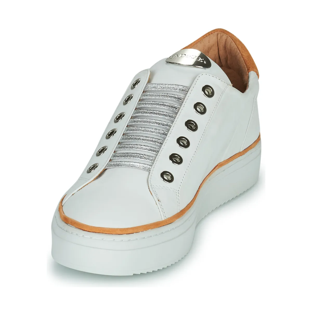 QUANTON4 V8