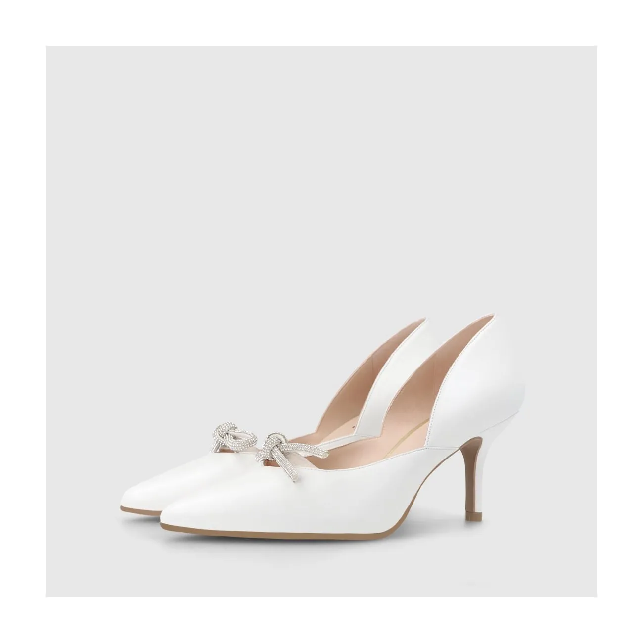 SALONES DE NOVIA BLANCOS MISU