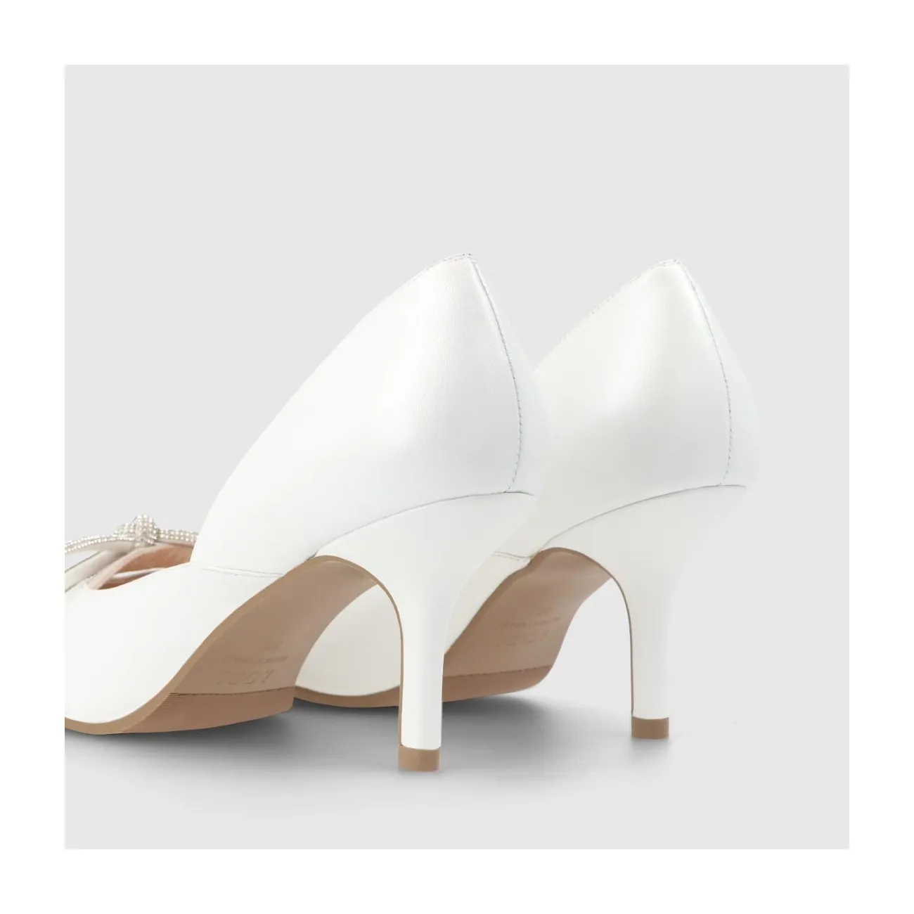 SALONES DE NOVIA BLANCOS MISU