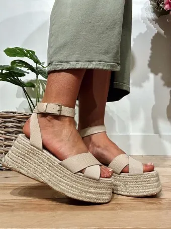 Sandalia Plataforma Reptil KEITA Beige