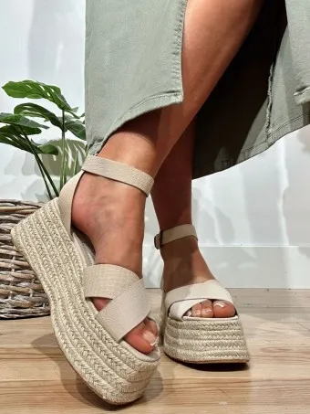 Sandalia Plataforma Reptil KEITA Beige
