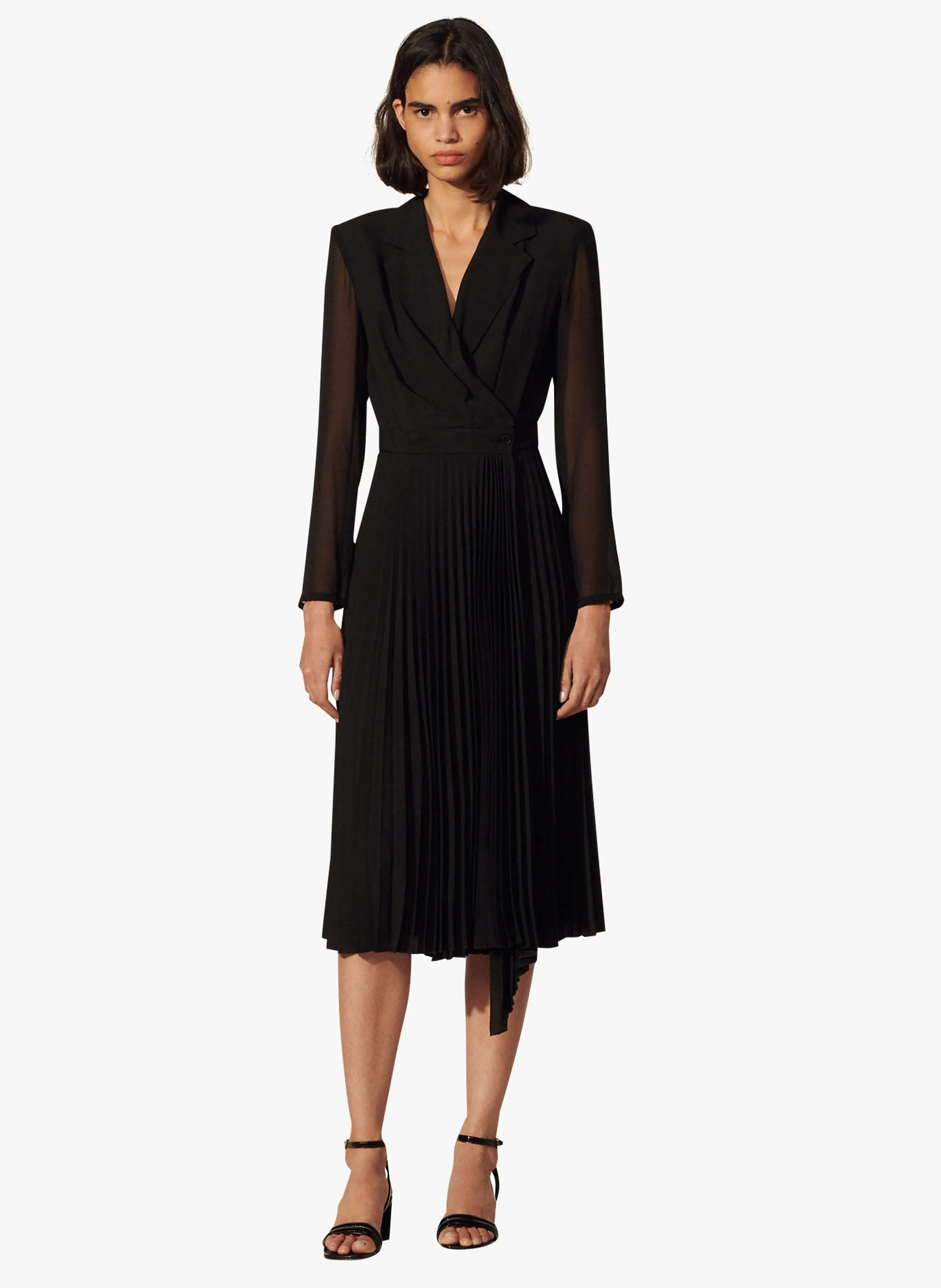SANDRO Vestido midi cruzado y plisado en negro