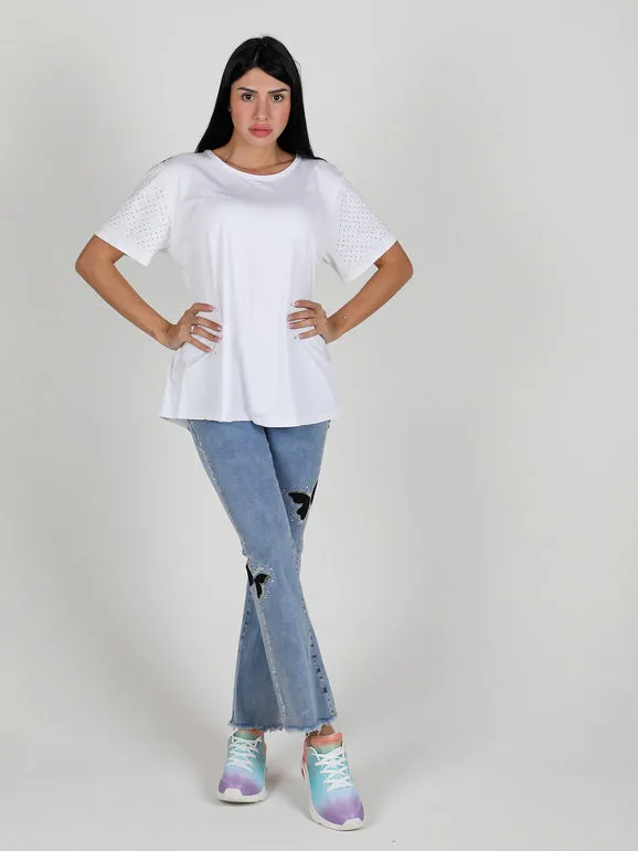 Solada Maxi camiseta de mujer con pedrería en las mangas.