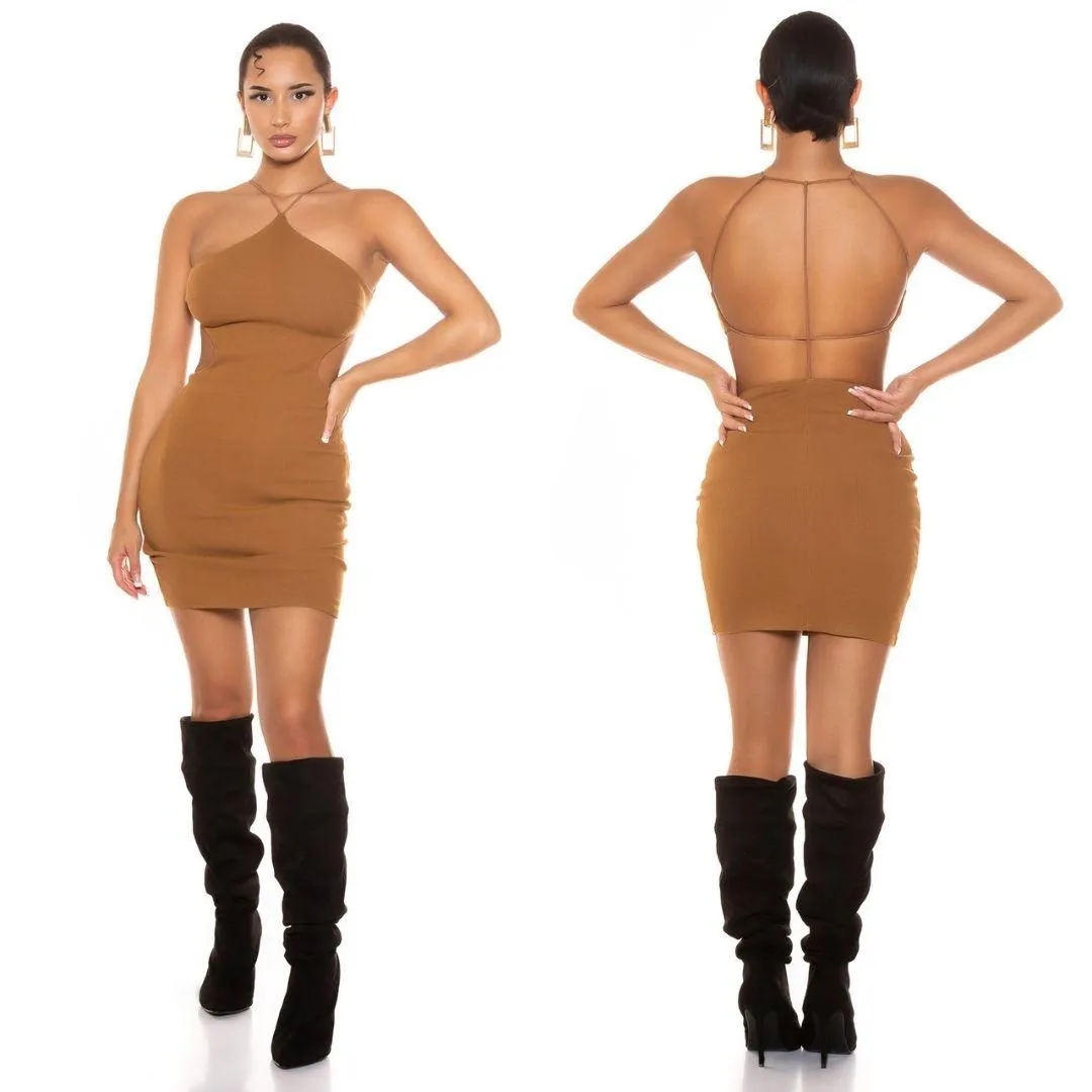 Vestido corto con tirantes capuchino 