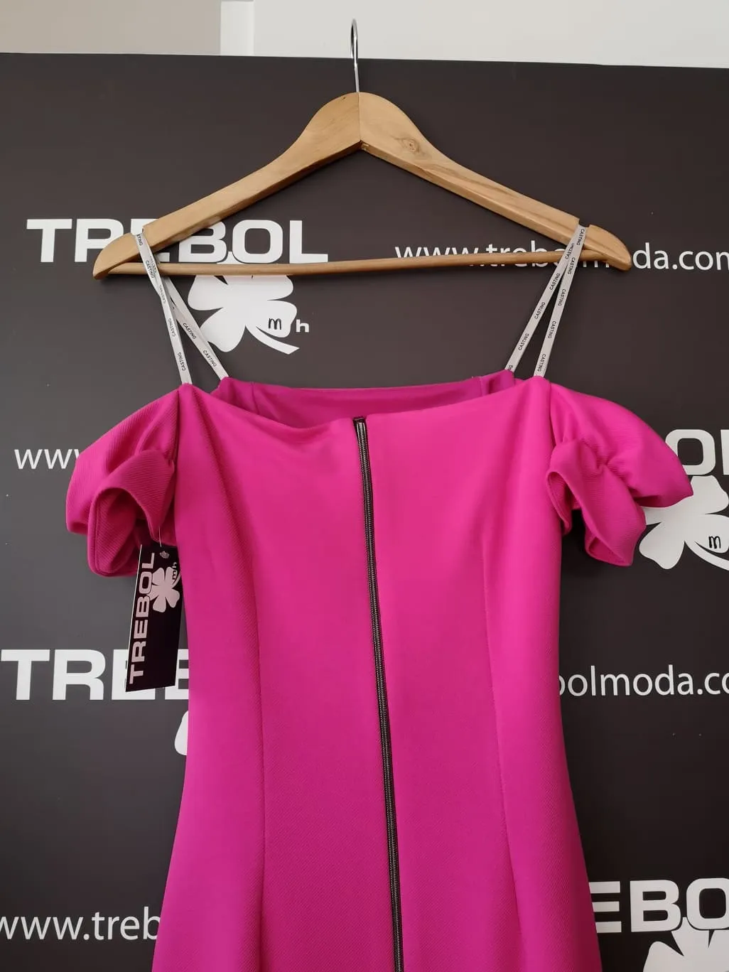 Vestido midi con manguitos