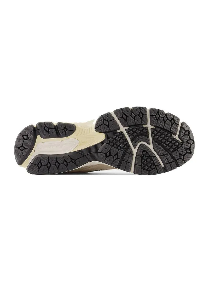 Zapatilla Unisex New Balance 2002RCC Beige