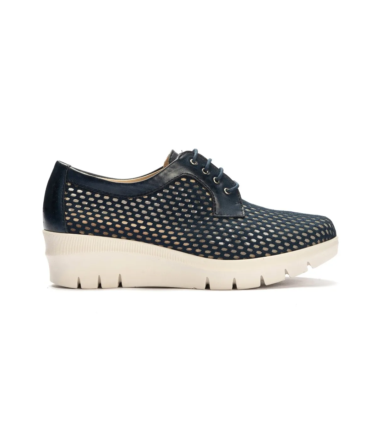 Zapato con plataforma en color tinta