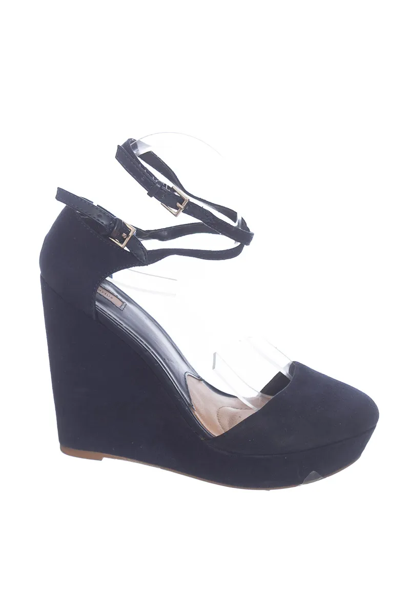 ZAPATOS COLOR AZUL  STRADIVARIUS